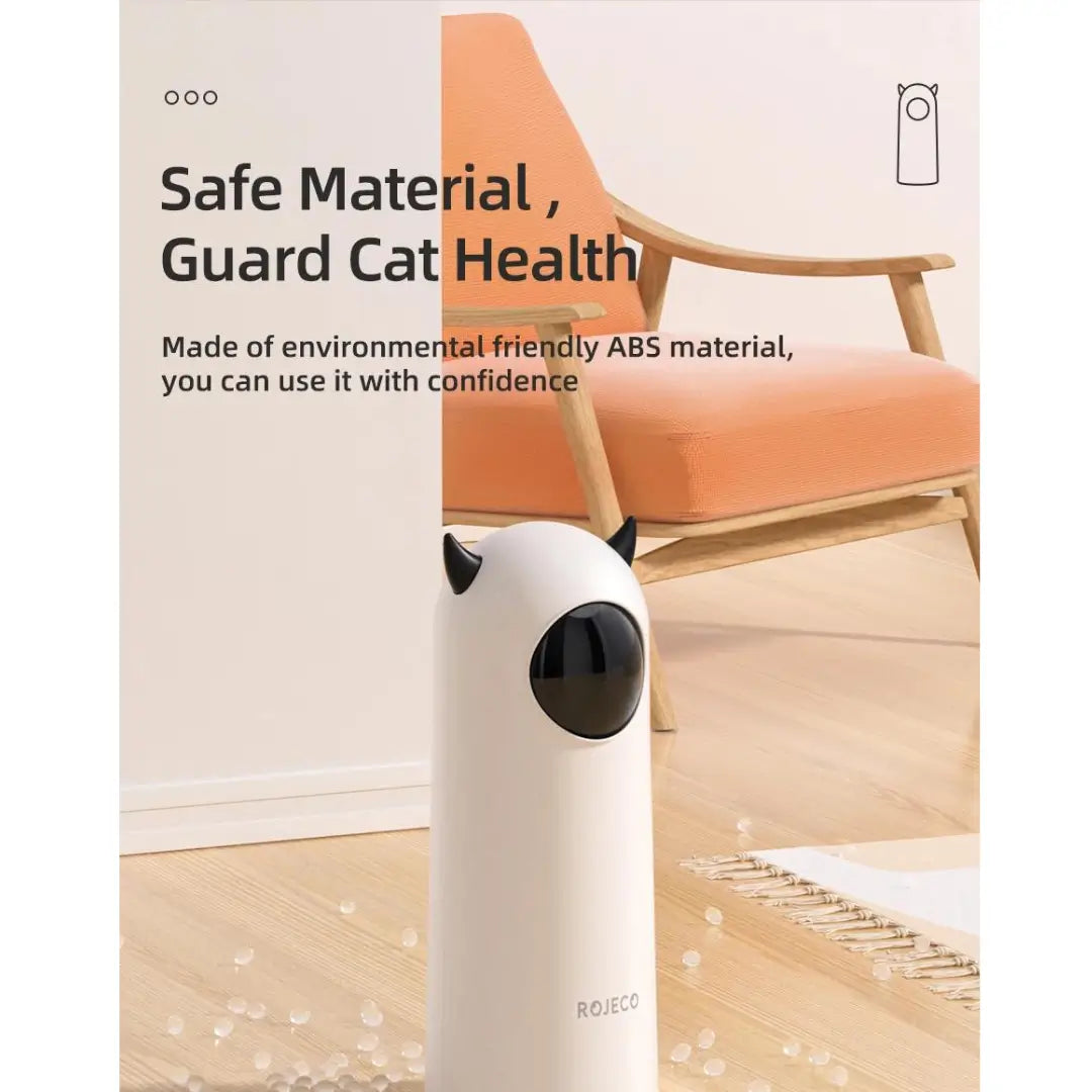 Gato a interagir com o laser interativo para gatos, promovendo exercício saudável e atividade diária - vivaessencepet
