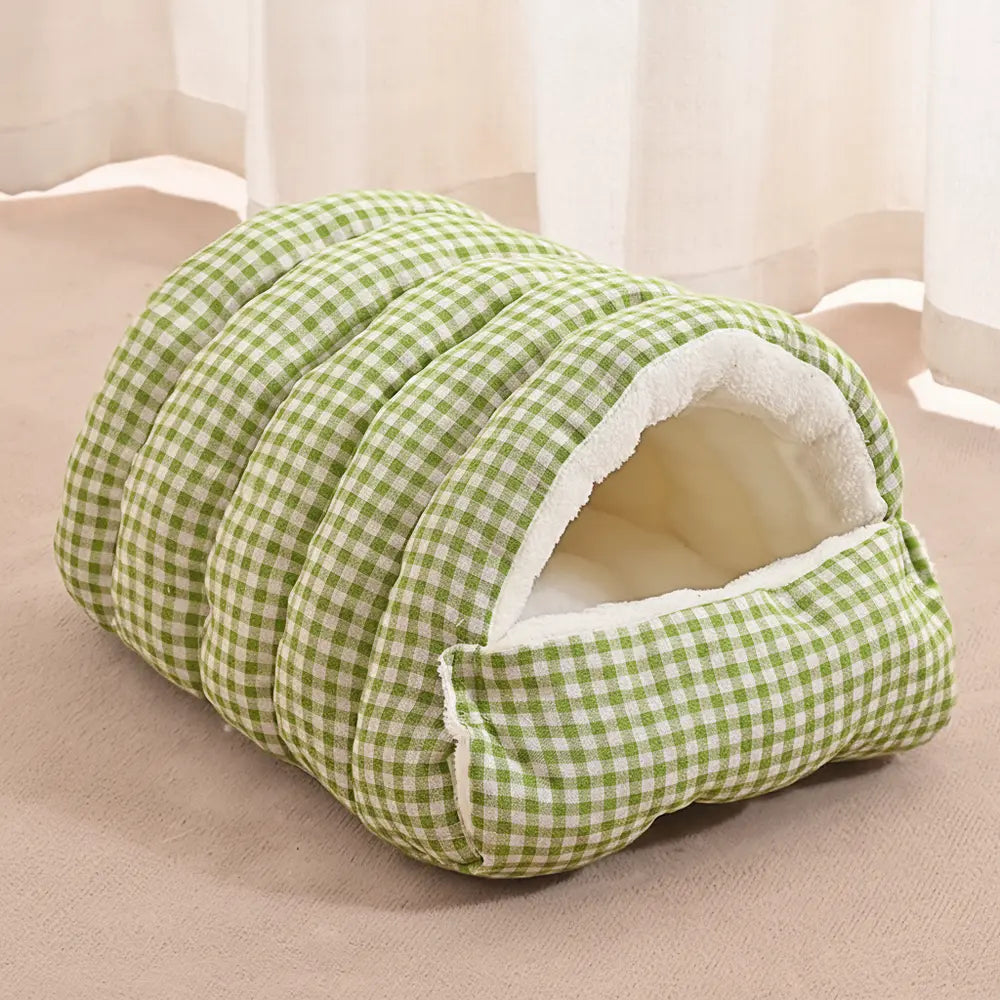 Warm burrow bed with cave design for natural nesting and small-pet comfort - vivaessencepet