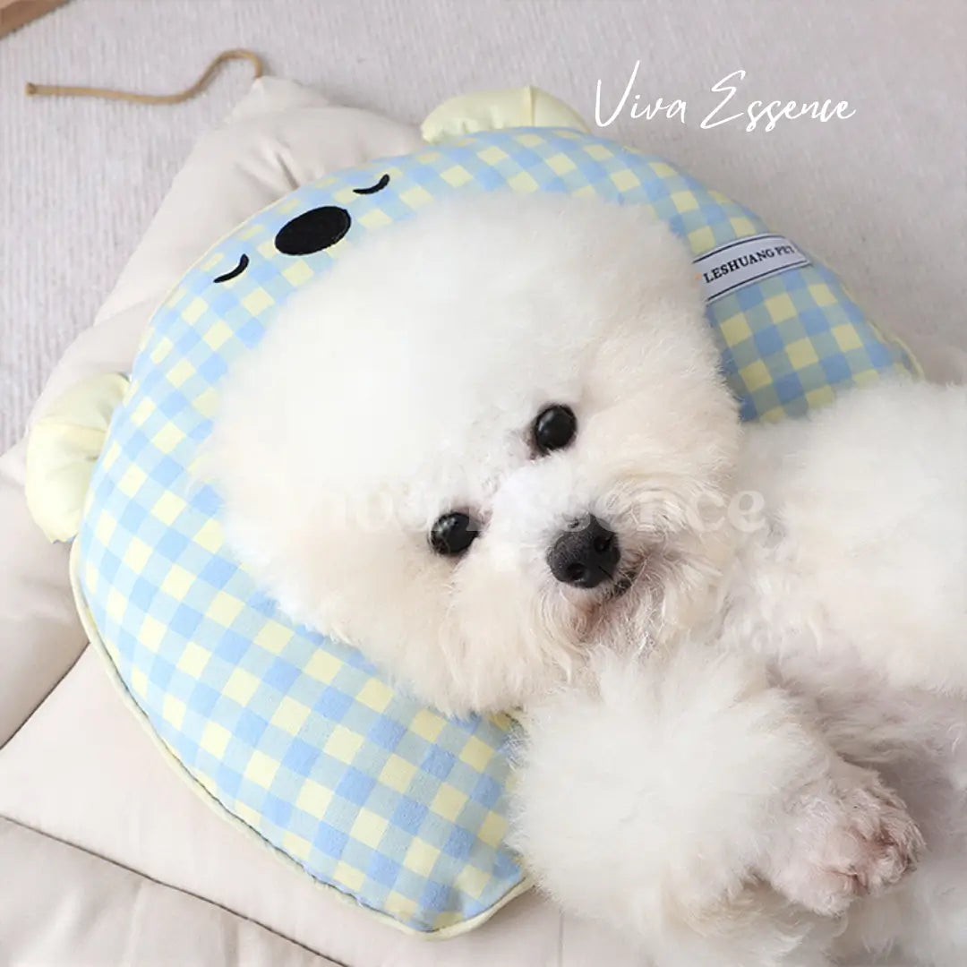 Decor-friendly cozy pet pillow for cats and small dogs in pastel checkered style - vivaessencepet